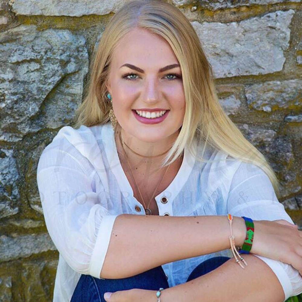 Meet your Posher, Annika